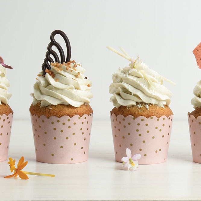 Unlimited ways to use Dreidoppel flavor pastes vanilla cupcakes