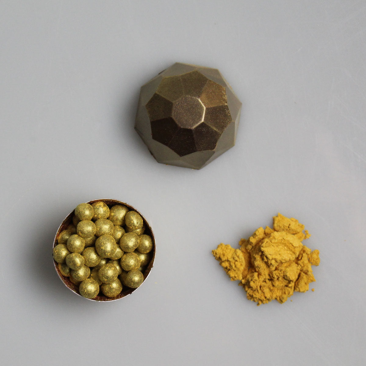 Vivid Brilliant Powder-Molten Gold